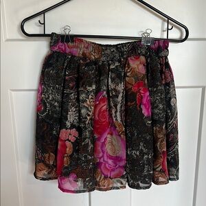 Pleated Mini Skirt Black and Pink